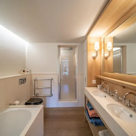 Charming 5br Duplex - What'app - 0034-635-520-036 - For Reservations! Holiday home
