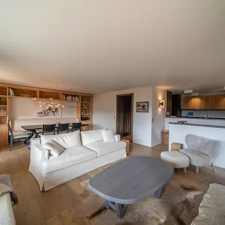 Holiday home Charming 5br Duplex - What'app - 0034-635-520-036 - For Reservations! *